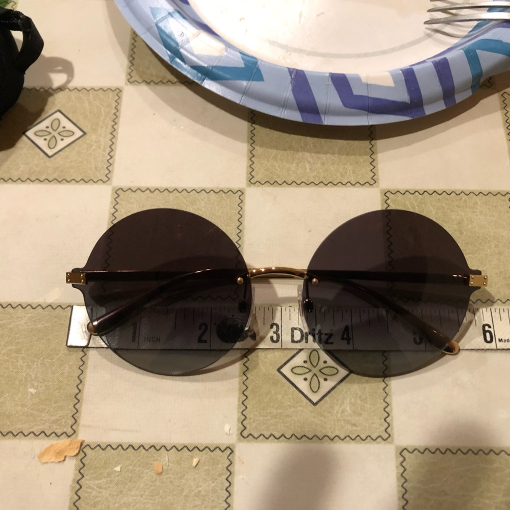 Dolce & Gabbana sunglasses - Picture 9 of 10